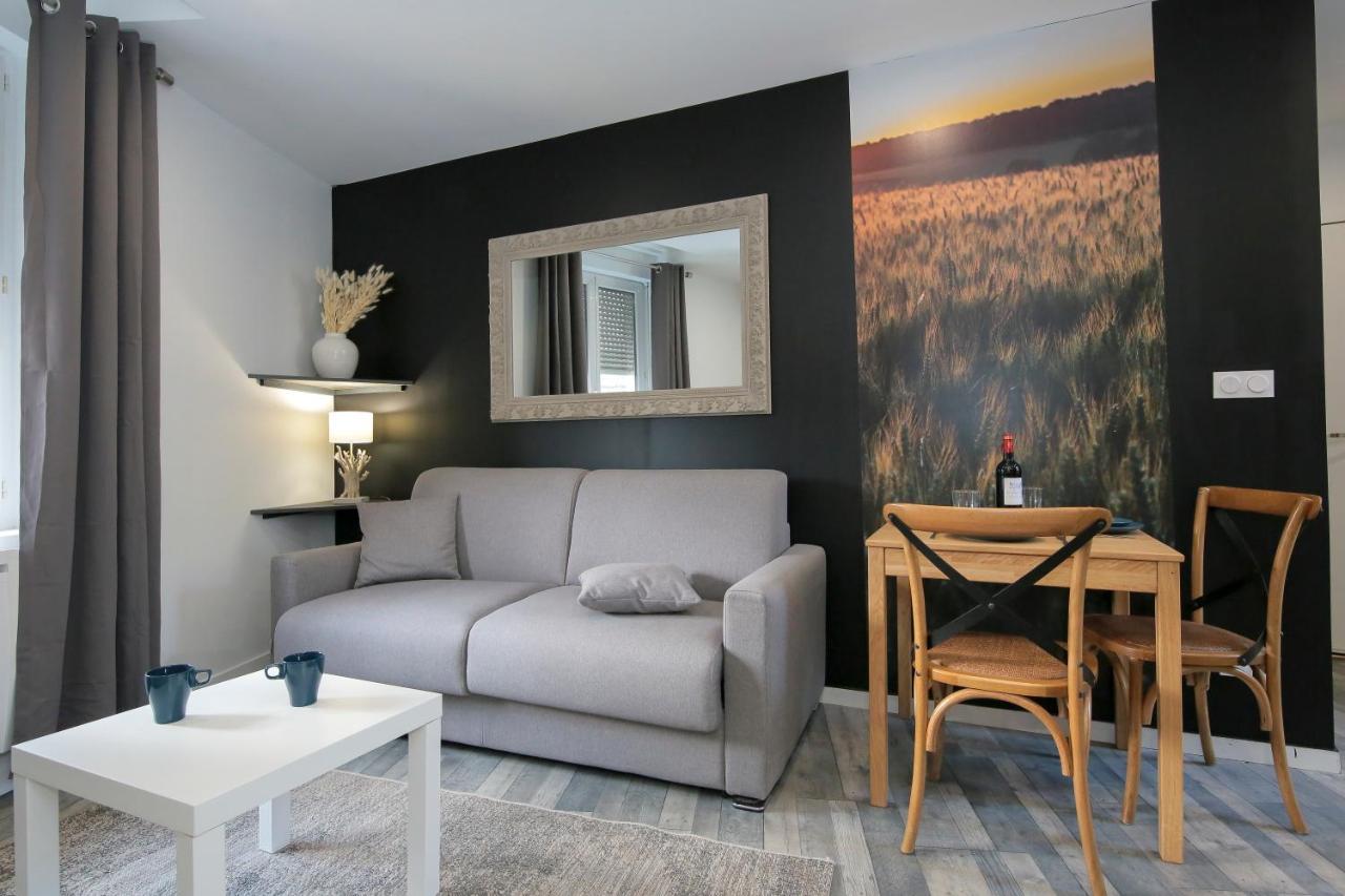 Apartamento Les Champs, T2 Hypercentre Chic Et Cosy Wifi Par Sovalfi Saint-Etienne  Exterior foto
