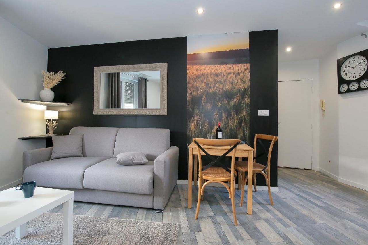 Apartamento Les Champs, T2 Hypercentre Chic Et Cosy Wifi Par Sovalfi Saint-Etienne  Exterior foto