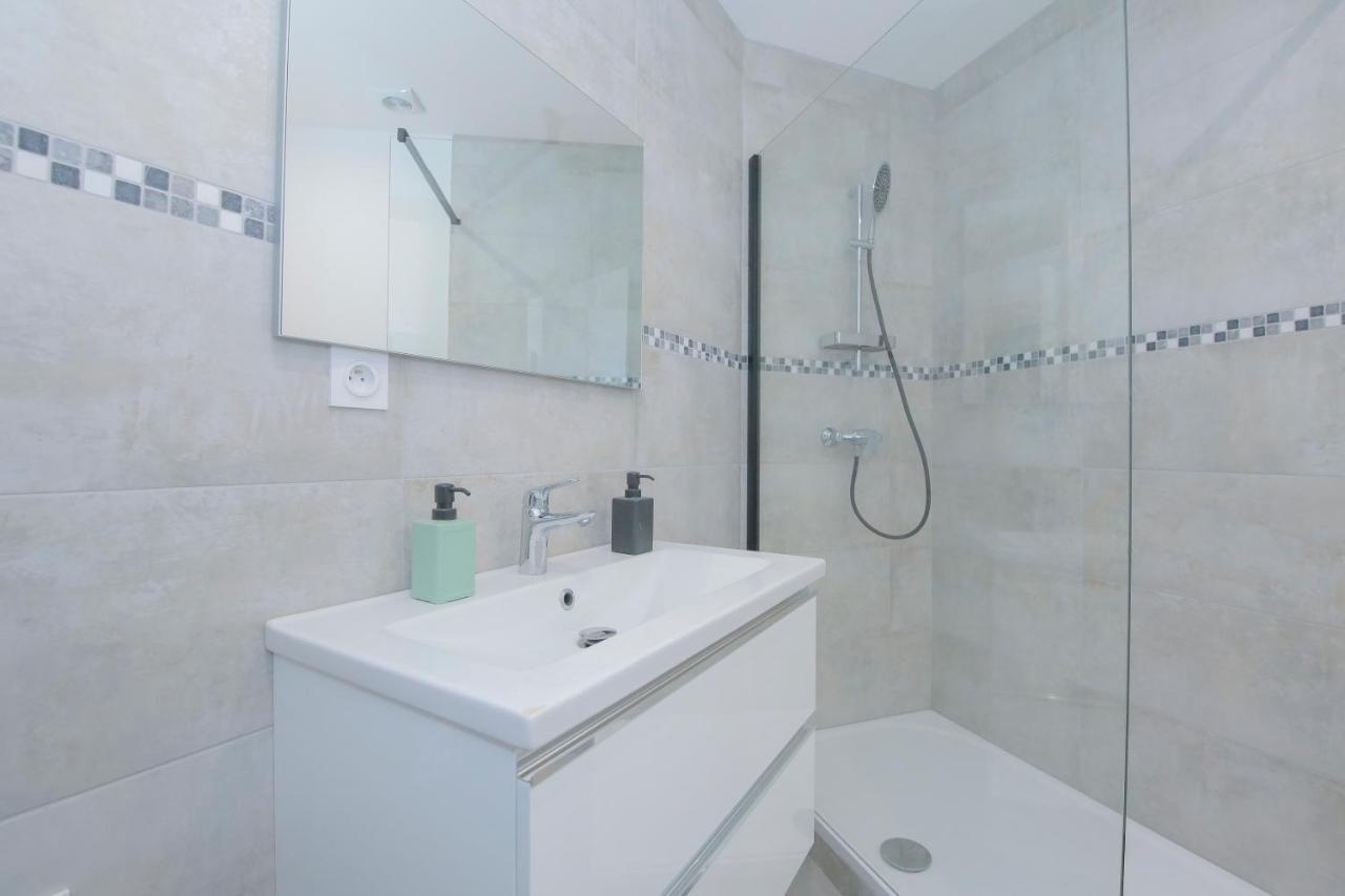 Apartamento Les Champs, T2 Hypercentre Chic Et Cosy Wifi Par Sovalfi Saint-Etienne  Exterior foto